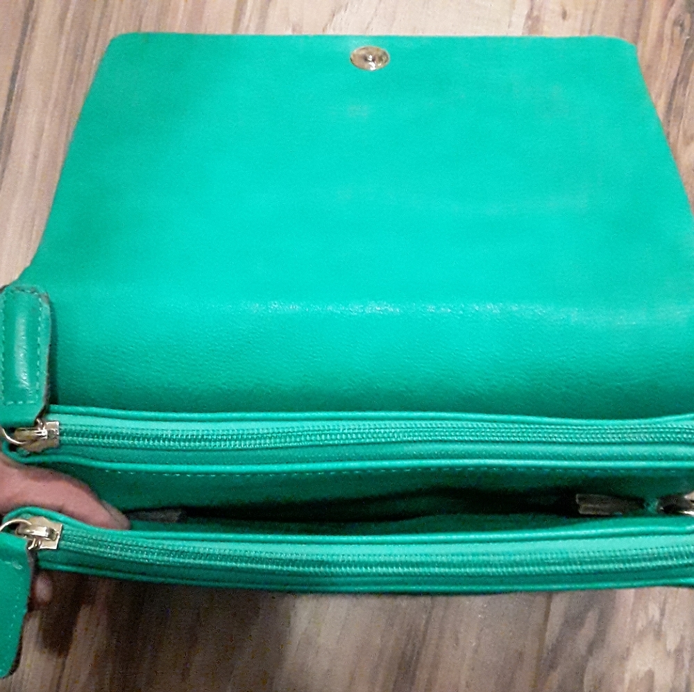Street Level Purse - Picture 5 of 7